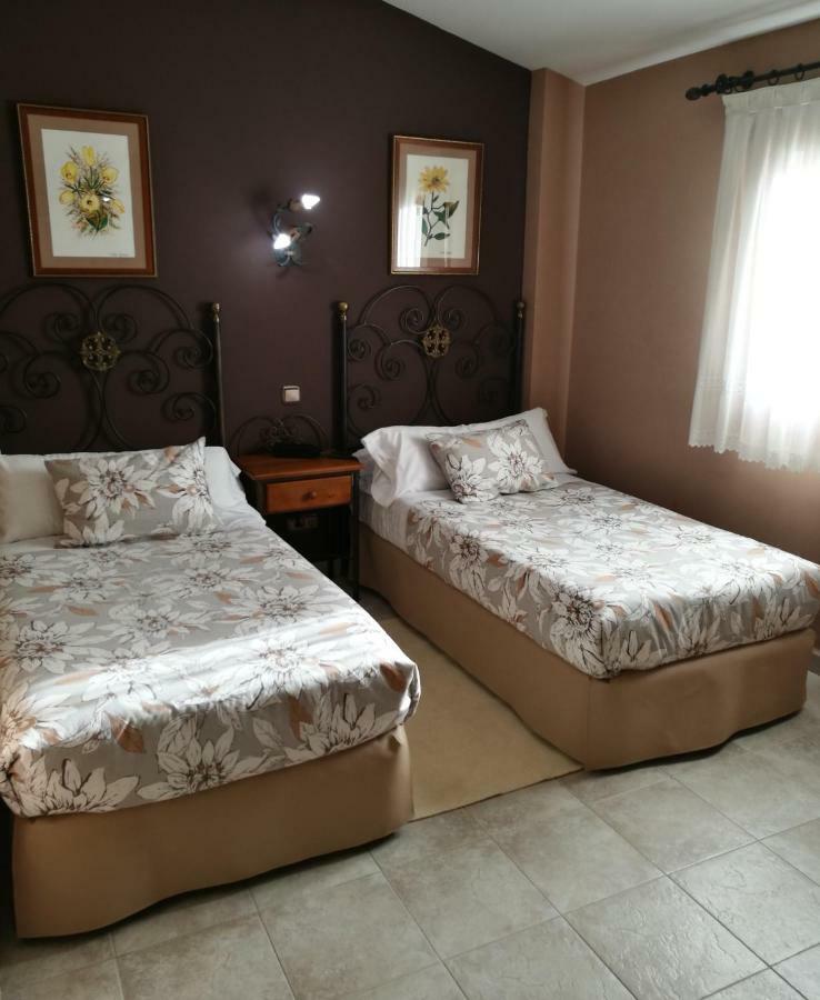 Torrelaguna Posada Del Camino Real מראה חיצוני תמונה