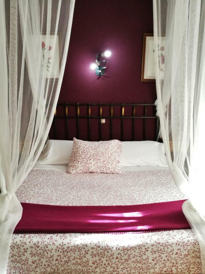 Torrelaguna Posada Del Camino Real מראה חיצוני תמונה
